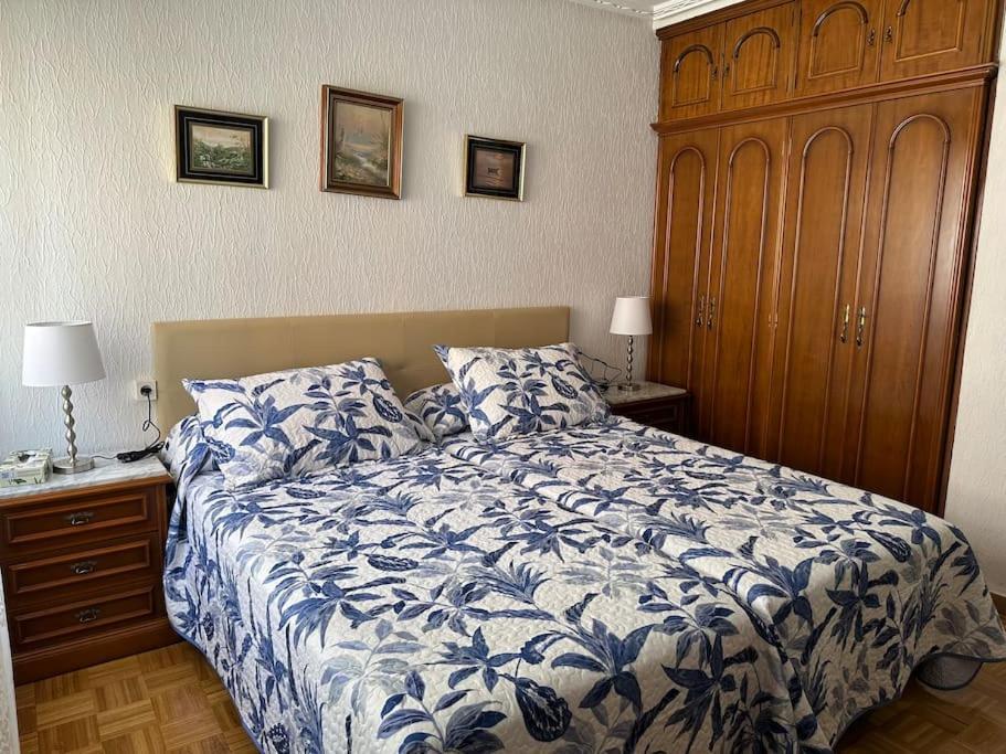 Comodo Y Centrico Apto. En Gijon Exterior photo